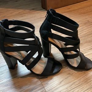 Steve Madden heel